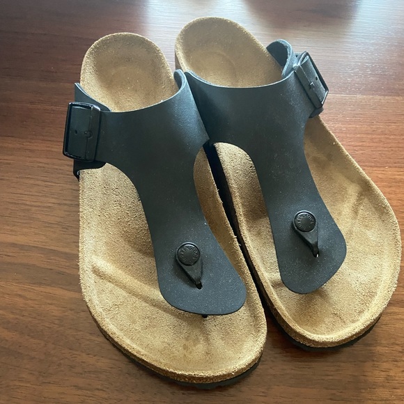 Birkenstocks NWOT - Picture 2 of 3